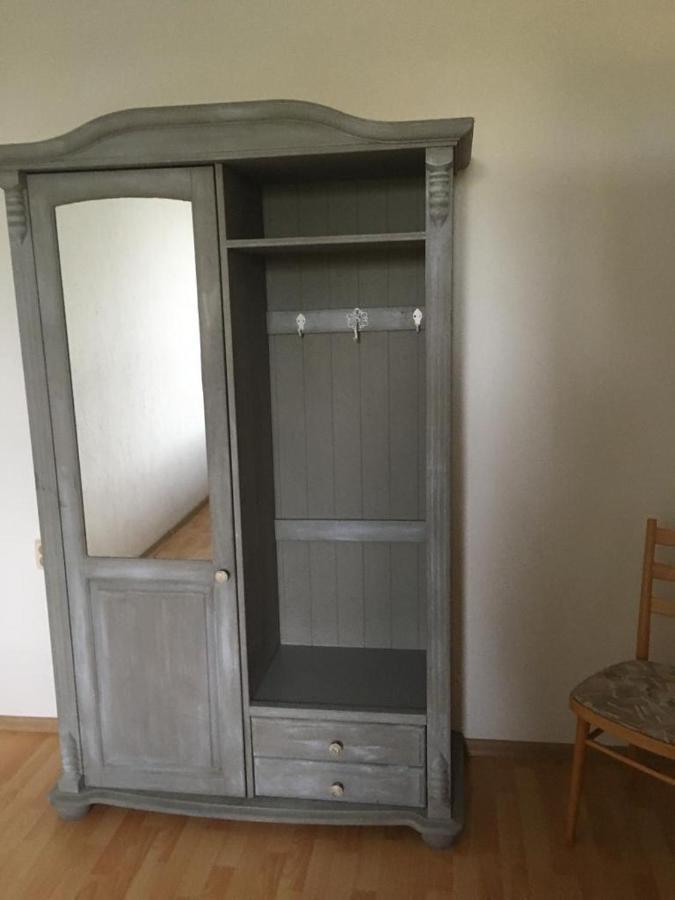 Gemuetliche Ferienwohnung Fuer 6 Personen Im Schloss Kastorf Knorrendorf Ngoại thất bức ảnh